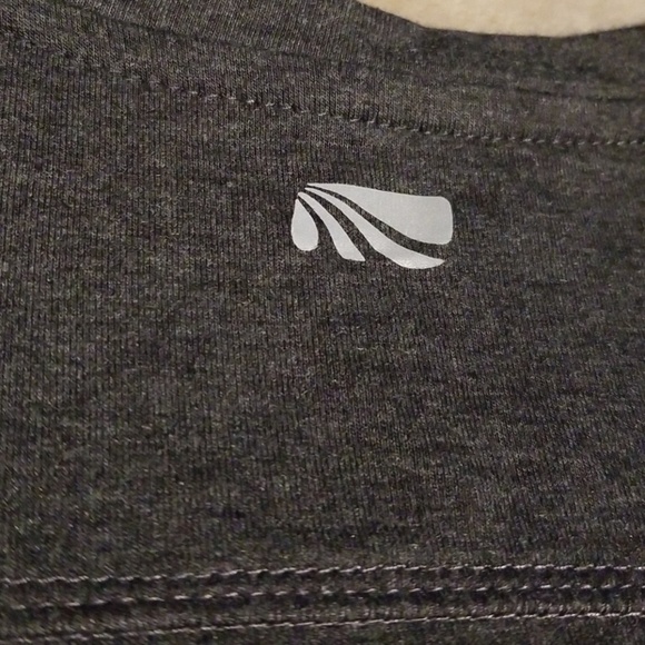 5/$20 MARIKA GRAY SHORT SLEEVE TEE - Picture 5 of 5